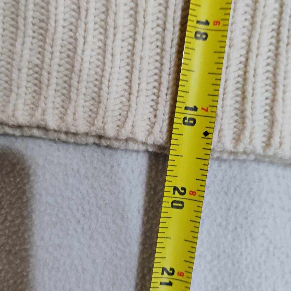 Universal Thread Women's Knit Ivory Sweater - Picture 7 of 7